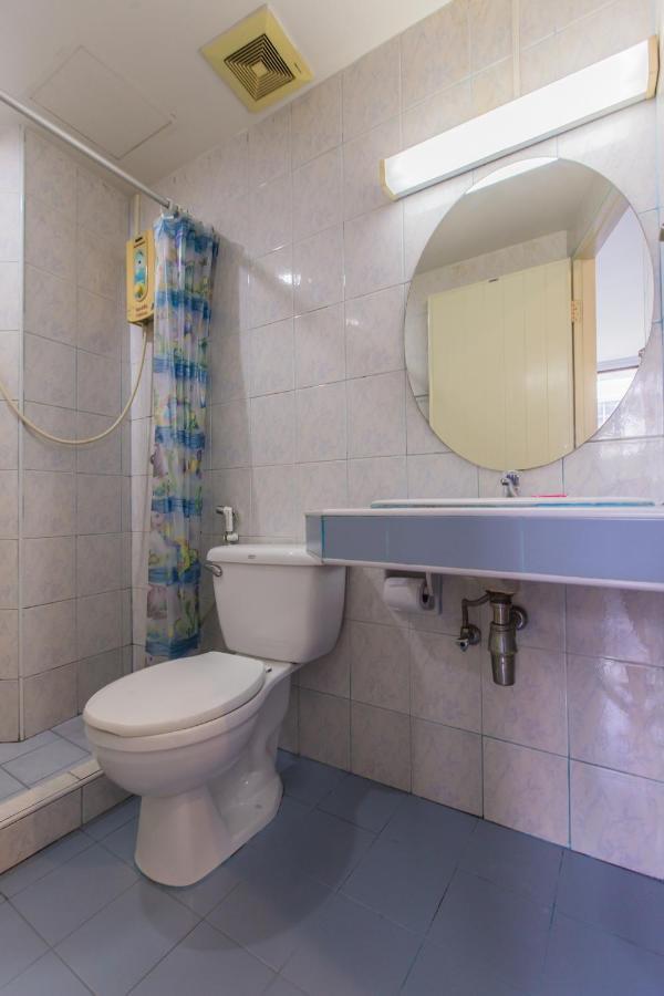 Chongko Guesthouse Phuket Eksteriør bilde